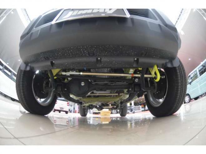 ジムニーXC 4WD　ワンオーナー車4WDターボセーフティサポート搭載アイドリングストップ横滑り防止装置クルーズコントロールハイビームアシストLEDライト8インチナビTVバックカメラETCシートヒーター 660