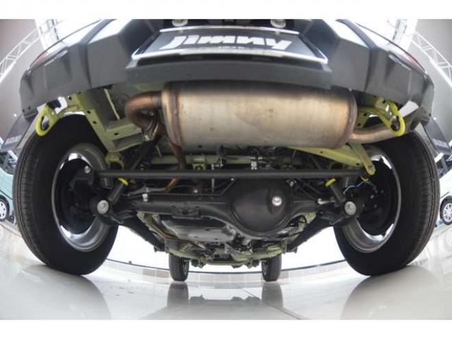 ジムニーXC 4WD　ワンオーナー車4WDターボセーフティサポート搭載アイドリングストップ横滑り防止装置クルーズコントロールハイビームアシストLEDライト8インチナビTVバックカメラETCシートヒーター 660