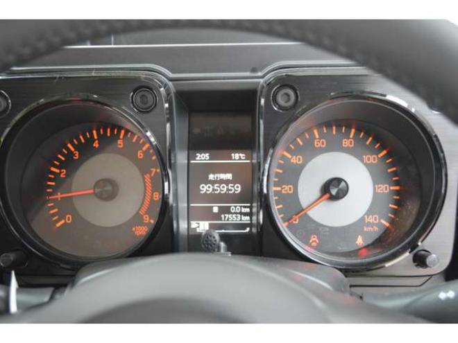 ジムニーXC 4WD　ワンオーナー車5速マニュアル4WDターボセーフティサポート搭載ドライブレコーダー純正ディスプレイオーディオバックカメラLEDライトETCクルーズコントロール純正マッドフラップ 660