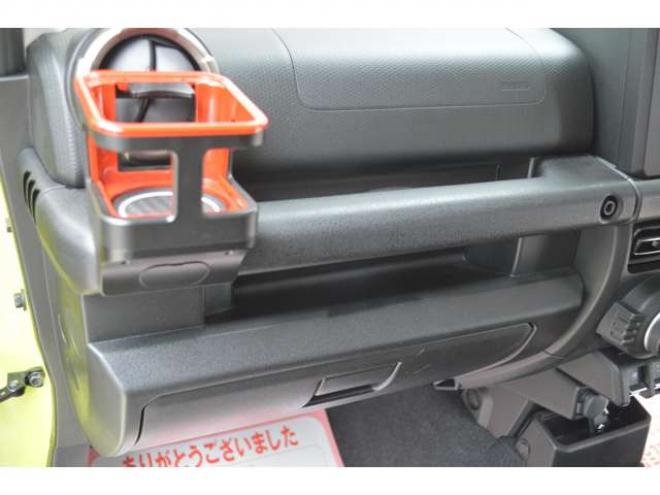 ジムニーXC 4WD　ワンオーナー車5速マニュアル4WDターボセーフティサポート搭載ドライブレコーダー純正ディスプレイオーディオバックカメラLEDライトETCクルーズコントロール純正マッドフラップ 660