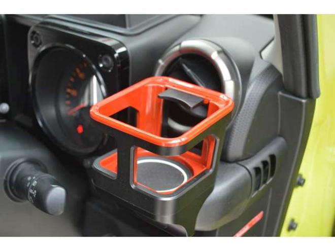 ジムニーXC 4WD　ワンオーナー車5速マニュアル4WDターボセーフティサポート搭載ドライブレコーダー純正ディスプレイオーディオバックカメラLEDライトETCクルーズコントロール純正マッドフラップ 660