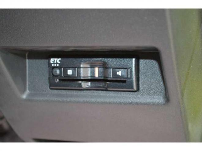 ジムニーXC 4WD　ワンオーナー車5速マニュアル4WDターボセーフティサポート搭載ドライブレコーダー純正ディスプレイオーディオバックカメラLEDライトETCクルーズコントロール純正マッドフラップ 660