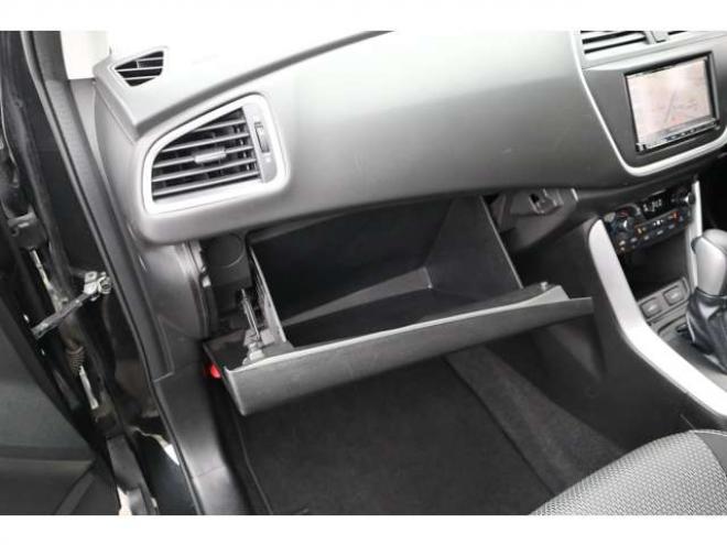 SX4S-CROSS 1.6 4WD　フルセグナビ　バックカメラ　HIDヘッドライト　シートヒーター　ヘッドライトウォッシャー　ETC　パドルシフト 1600