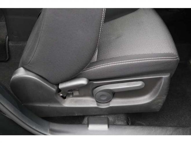 SX4S-CROSS 1.6 4WD　フルセグナビ　バックカメラ　HIDヘッドライト　シートヒーター　ヘッドライトウォッシャー　ETC　パドルシフト 1600