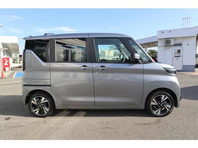 ルークスハイウェイスターGターボ プロパイロット エディション 4WD　デジタルルームミラー　アラウンドビュー　電動パーキング　シートヒーター　両側電動スライドドア　アダプティブクルーズコントロール 660