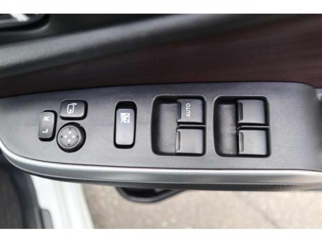 デリカD:2 1.2 カスタム ハイブリッド MV 全方位カメラ付ナビパッケージ 4WD　社外ナビ　全方位カメラ　ETC　両側電動スライドドア　LEDヘッドライト　アダプティブクルーズコントロール　スリムサーキュレーター　車線逸脱抑制機能　パーキングソナー 1200