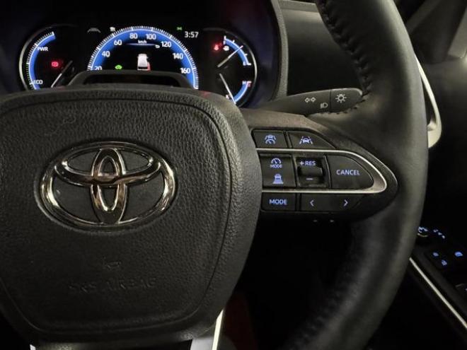 ヴォクシーＳ－Ｚ　ハイブリッド　ワンオーナー　寒冷地仕様　禁煙車　トヨタ保証継承付　衝突軽減ブレーキ　レーダークルーズ　純正ナビ　地デジ　Ｂｌｕｅｔｏｏｔｈ　バックカメラ　デジタルインナーミラー　前後ドライブレコーダー　ＥＴＣ 4WD 1800 5Dr