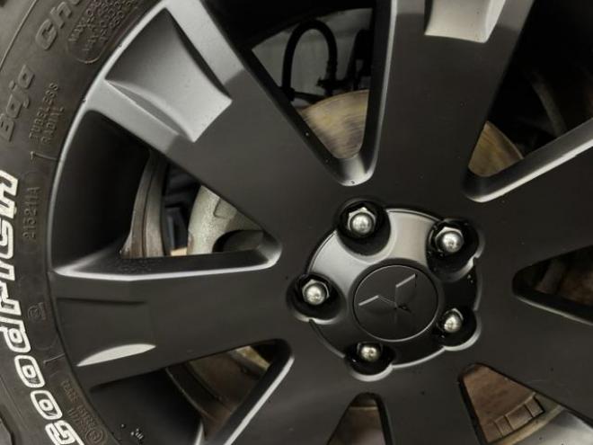 デリカＤ：５　Ｄパワーパッケージ　本州仕入　寒冷地仕様　禁煙車　ディーゼルターボ　大型ルーフラック　リアアンダーバー＿純正１８インチＡＷ＋ＢＦグッドリッチホワイトレター　ストラーダナビ　地デジ　Ｂｌｕｅｔｏｏｔｈハンズフリー　ＥＴＣ 4WD 2200 5Dr