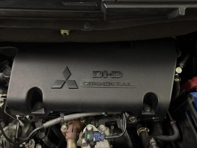 デリカＤ：５　Ｄパワーパッケージ　本州仕入　寒冷地仕様　禁煙車　ディーゼルターボ　大型ルーフラック　リアアンダーバー＿純正１８インチＡＷ＋ＢＦグッドリッチホワイトレター　ストラーダナビ　地デジ　Ｂｌｕｅｔｏｏｔｈハンズフリー　ＥＴＣ 4WD 2200 5Dr