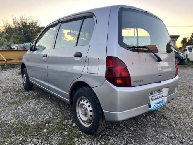 ミニカバン660ライラ 4WD 660 5Dr