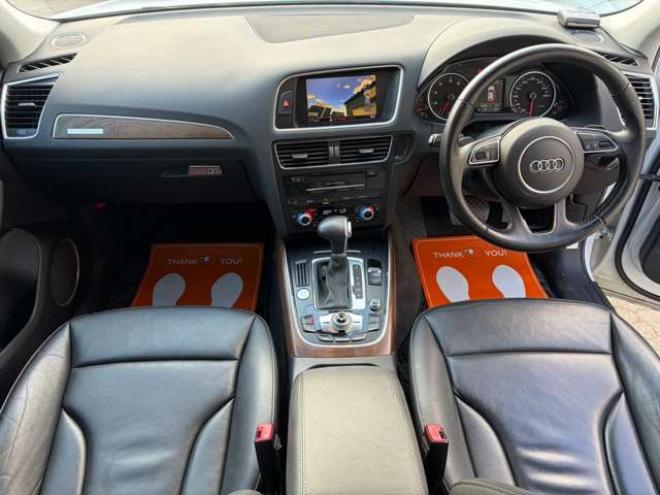 アウディQ5 2.0 TFSI クワトロ 4WD　パワーゲート・シートヒーター・ドラレコ 正規輸入車 2000
