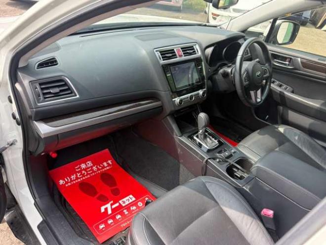 レガシィアウトバック 2.5 4WD　アイサイト　エンジンスターター　ETC　ナビTV　記録簿　革シート　パワステ　パワーウィンドウ　キーレスエントリー　　クルコン　アルミホイール　横滑り防止装置　盗難防止装置　レーンキープアシスト 2500