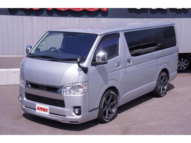 ハイエースバン2.8 スーパーGL ロング ディーゼルターボ 4WD　SDナビTV　パノラミックビューモニター　415コブラフロントスポイラー　リアスポイラー　ボンネット　18インチアルミ　ベッドキット　ローダウン　デジタルインナーミラー　LEDヘッドライト　スマートキー 2800