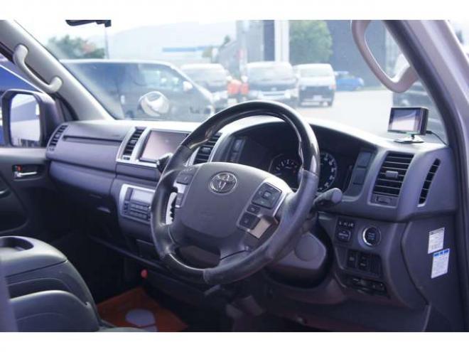 ハイエースバン2.8 スーパーGL ロング ディーゼルターボ 4WD　SDナビTV　パノラミックビューモニター　415コブラフロントスポイラー　リアスポイラー　ボンネット　18インチアルミ　ベッドキット　ローダウン　デジタルインナーミラー　LEDヘッドライト　スマートキー 2800