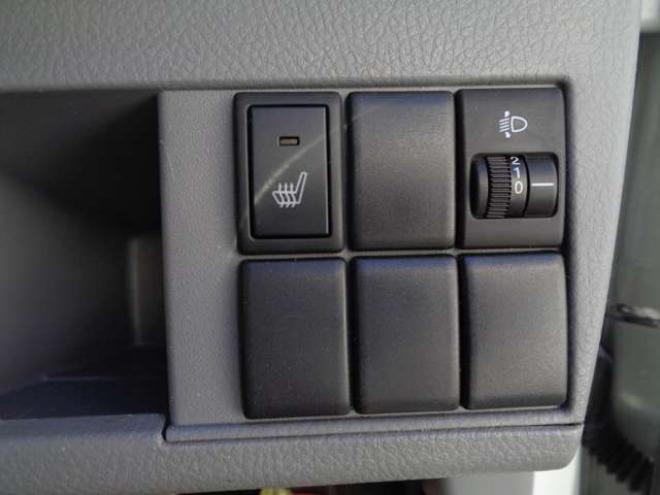 ワゴンRFX 4WD　マニュアル　夏タイヤ新品　キーレス　CDオーディオ 660