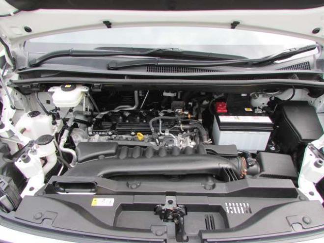 ヴォクシー2.0 S-Z 4WD　GRエアロ/WORK20インチアルミホイール/RSR車高調/純正ナビ/フルセグTV/バックカメラ/両側パワースライドドア/レーダークルーズコントロール/純正フリップダウンモニター/ビルトインETC 2000