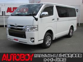 ハイエースバン　2.8 スーパーGL 50TH アニバーサリー リミテッド ロングボディ ディーゼルターボ 4WD　ディーゼルターボ/両側パワースライドドア/衝突軽減ブレーキ/LEDヘッドライト/SDナビ/フルセグTV/バックカメラ/ブルートゥース/ETC/オートライト/オートハイビーム/社外アルミホイール 2800