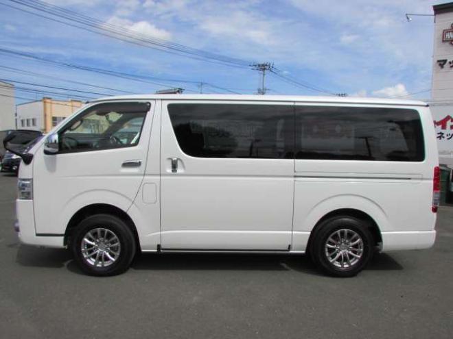 ハイエースバン2.8 スーパーGL 50TH アニバーサリー リミテッド ロングボディ ディーゼルターボ 4WD　ディーゼルターボ/両側パワースライドドア/衝突軽減ブレーキ/LEDヘッドライト/SDナビ/フルセグTV/バックカメラ/ブルートゥース/ETC/オートライト/オートハイビーム/社外アルミホイール 2800