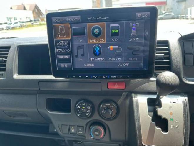 ハイエースバン2.8 DX ワイド スーパーロング ハイルーフ GLパッケージ ディーゼルターボ 4WD　2800ディーゼルターボ キーレス AC100V ベンチシート ETC 電動格納ミラー リアヒータークーラー BIGX11インチ バックカメラ　Bluetooth フルセグTV 純正エンスタ BADRUCKE18in　TOYO　H30ホワイトレター Fスポイラー 2800