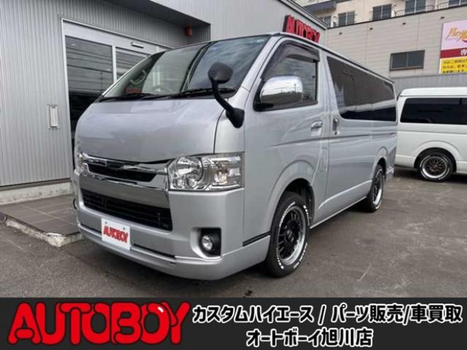 ハイエースバン2.8 スーパーGL ロング ディーゼルターボ 4WD　リアクーラー&ヒーター　プッシュスタート　スマートキー　　ベッドキッド LEDヘッドライト横滑り防止　衝突被害軽減　車線逸脱　トヨタ純正ナビ　フルセグTV　Bluetooth　バックカメラ トヨタ純正リアモニター ETC 2800