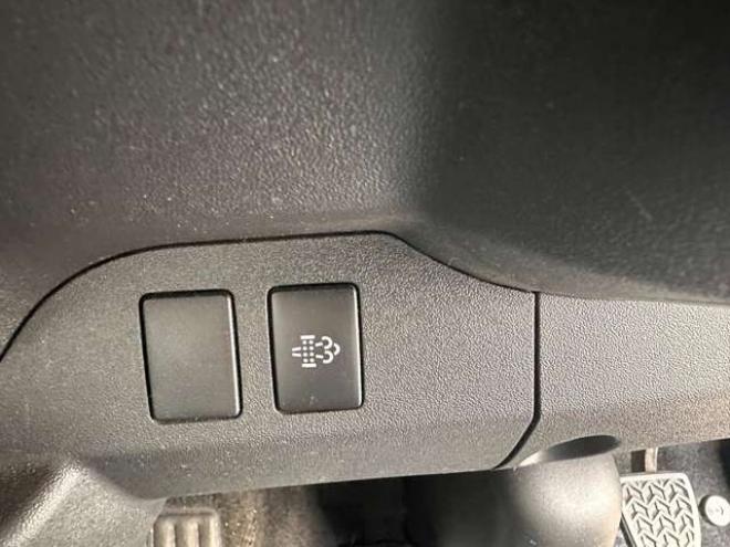 ハイエースバン2.8 スーパーGL ロング ディーゼルターボ 4WD　リアクーラー&ヒーター　プッシュスタート　スマートキー　　ベッドキッド LEDヘッドライト横滑り防止　衝突被害軽減　車線逸脱　トヨタ純正ナビ　フルセグTV　Bluetooth　バックカメラ トヨタ純正リアモニター ETC 2800