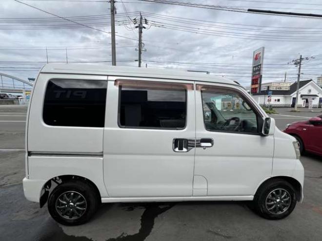 ピクシスバンクルーズ ハイルーフ 4WD　ナビ　フルセグTV Bluetooth  切替4WD 電動格納ミラー　ETC ドライブレコーダー　フォグランプ　社外12インチアルミホイール 660