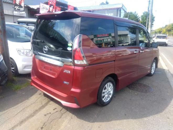 セレナハイウェイスター Vセレクション 4WD 2000 5Dr