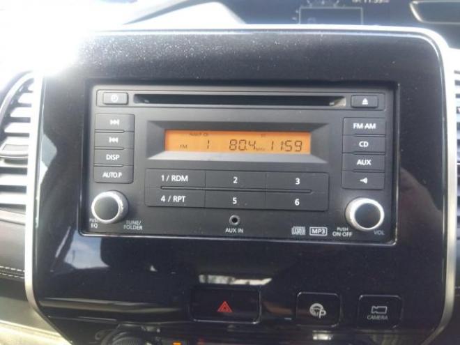 セレナハイウェイスター Vセレクション 4WD 2000 5Dr