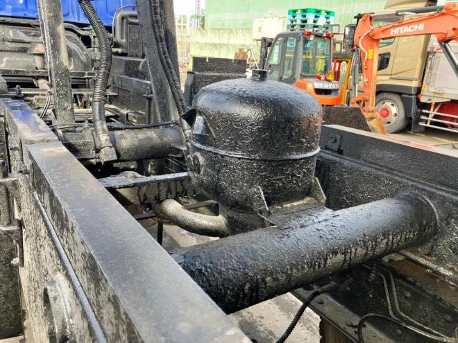 ギガ中古　ロング深ダンプ　大型トラック