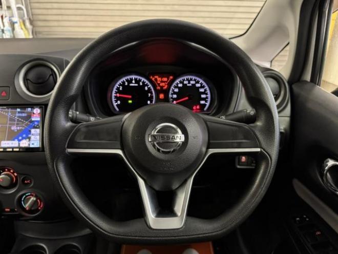ノートＸ　Ｆｏｕｒ　禁煙車　寒冷地仕様　衝突軽減エマージェンシーブレーキ　レーンモニタリング　純正エンジンスターター　インテリジェントキー　イクリプスナビ　地デジ　ＤＶＤ再生　横滑り防止装置　パートタイム４ＷＤ 4WD 1200 5Dr