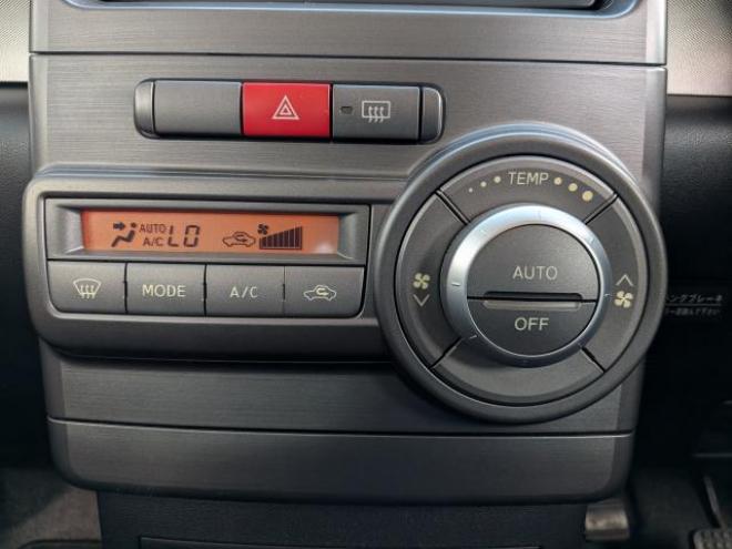 ムーヴコンテ G NAVI☆エコアイドル 4WD 660 5Dr