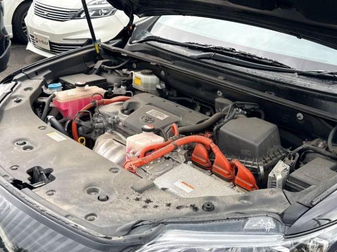 ハリアーハイブリッドE-Fourエレガンス 4WD　ローンが不安な方＜優遇ローン＞　寒冷地仕様　フロントエアロ　社外ナビ　ワンセグTV 4WD 2500 5Dr