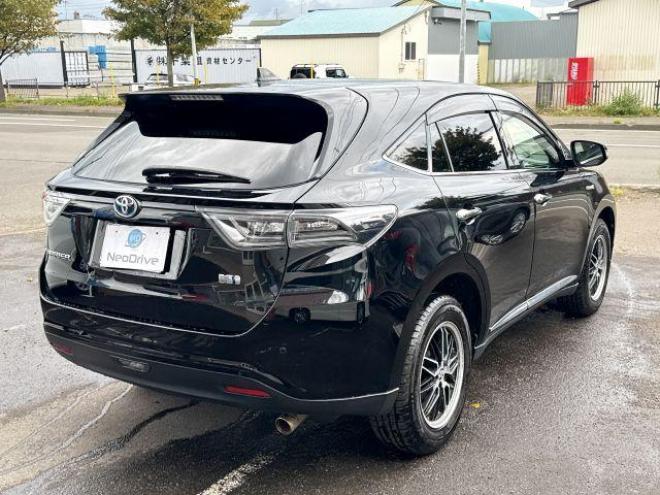 ハリアーハイブリッドE-Fourエレガンス 4WD　ローンが不安な方＜優遇ローン＞　寒冷地仕様　フロントエアロ　社外ナビ　ワンセグTV 4WD 2500 5Dr