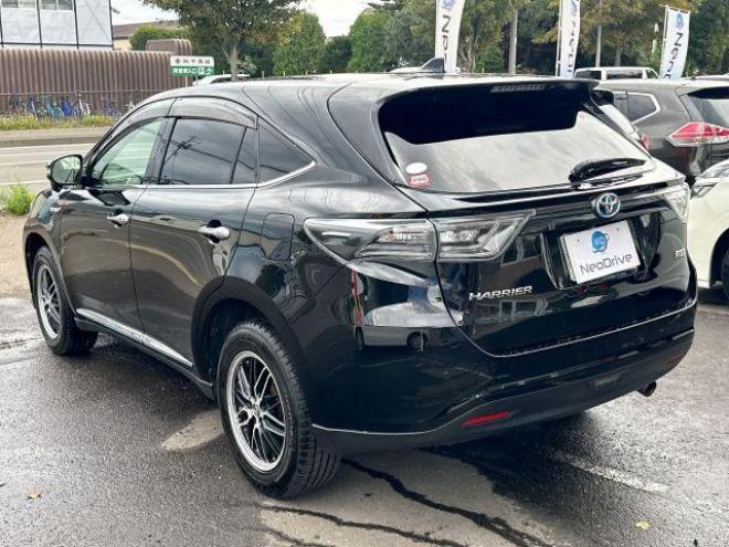 ハリアーハイブリッドE-Fourエレガンス 4WD　ローンが不安な方＜優遇ローン＞　寒冷地仕様　フロントエアロ　社外ナビ　ワンセグTV 4WD 2500 5Dr