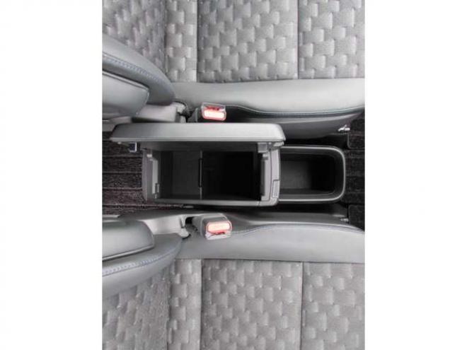 ヴォクシー2.0 S-Z 4WD　GRエアロ/WORK20インチアルミホイール/RSR車高調/純正ナビ/フルセグTV/バックカメラ/両側パワースライドドア/レーダークルーズコントロール/純正フリップダウンモニター/ビルトインETC 2000