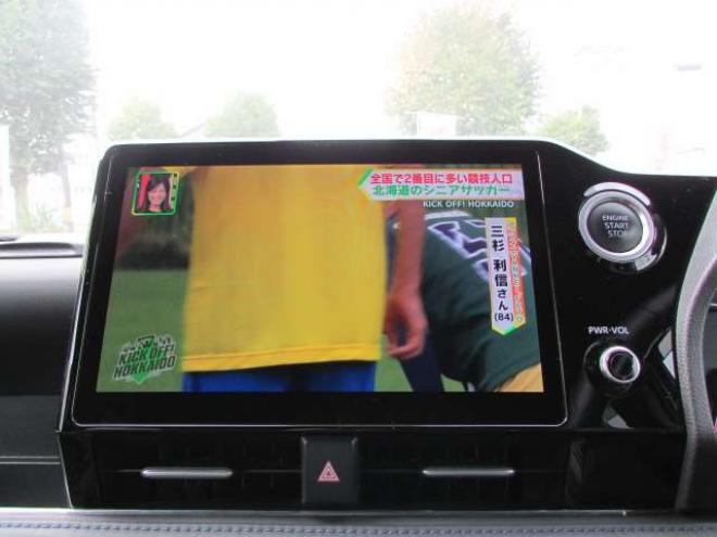 ヴォクシー2.0 S-Z 4WD　GRエアロ/WORK20インチアルミホイール/RSR車高調/純正ナビ/フルセグTV/バックカメラ/両側パワースライドドア/レーダークルーズコントロール/純正フリップダウンモニター/ビルトインETC 2000