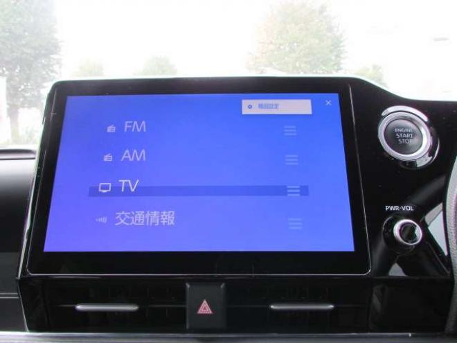 ヴォクシー2.0 S-Z 4WD　GRエアロ/WORK20インチアルミホイール/RSR車高調/純正ナビ/フルセグTV/バックカメラ/両側パワースライドドア/レーダークルーズコントロール/純正フリップダウンモニター/ビルトインETC 2000