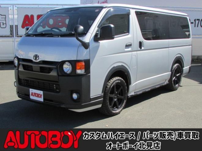 ハイエースバン2.8 DX ロング ディーゼルターボ 4WD　キーレス 両側スライドドア　415SAFARI丸目キッド 衝突被害軽減システム 車線逸脱防止 横滑り防止 パワーヒート オートハイビーム バックカメラ メモリーナビ フルセグTV 電動格納ミラー 2800