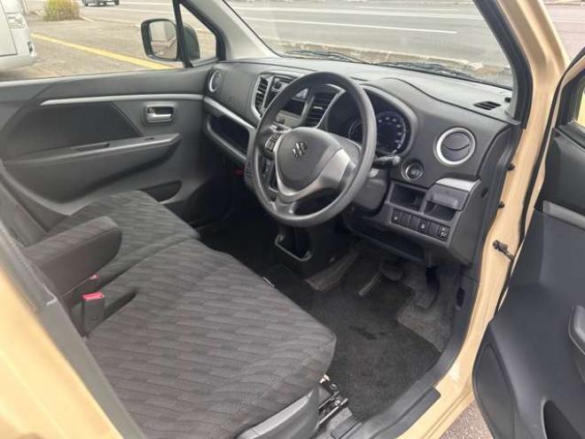 ワゴンRFX リミテッド 4WD　Pスタート ISOFIX対応 助手席アンダーボックス ステアリングスイッチ アイドリングストップ　レベライザー 前席シートヒーター　オートエアコン ケンウッド1DIN　AM FM CD USB スマートキー 社外エンスタ 660
