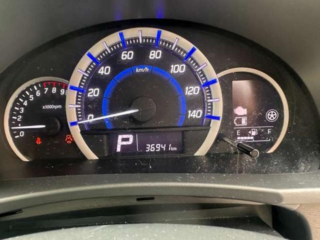 ワゴンRFX リミテッド 4WD　Pスタート ISOFIX対応 助手席アンダーボックス ステアリングスイッチ アイドリングストップ　レベライザー 前席シートヒーター　オートエアコン ケンウッド1DIN　AM FM CD USB スマートキー 社外エンスタ 660