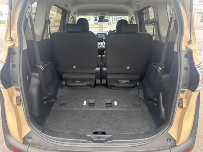 シエンタ1.5 G 4WD　両側パワースライドドア Pスタート ステアリングスイッチ　社外7インチナビ  Bカメラ Bluetooth ワンセグTV 横滑り防止 車線逸脱防止 USBポート 前後ドラレコ 純正エンジンスターターISOFIX対応 オートハイビーム 1500