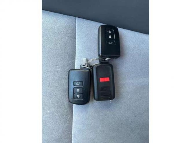 ハリアー2.0 プレミアム アドバンストパッケージ スタイルアッシュ 4WD　前席パワーシート ハーフレザーシート JBLスピーカー パワーバックドア ステアリングスイッチ クルコン オートハイビーム 横滑り防止 車線逸脱防止 シートメモリー 純正9インチナビ　Bluetooth 純正エンスタ ISOFIX 2000