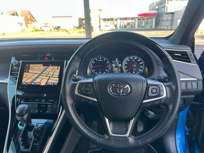 ハリアー2.0 プレミアム アドバンストパッケージ スタイルアッシュ 4WD　前席パワーシート ハーフレザーシート JBLスピーカー パワーバックドア ステアリングスイッチ クルコン オートハイビーム 横滑り防止 車線逸脱防止 シートメモリー 純正9インチナビ　Bluetooth 純正エンスタ ISOFIX 2000