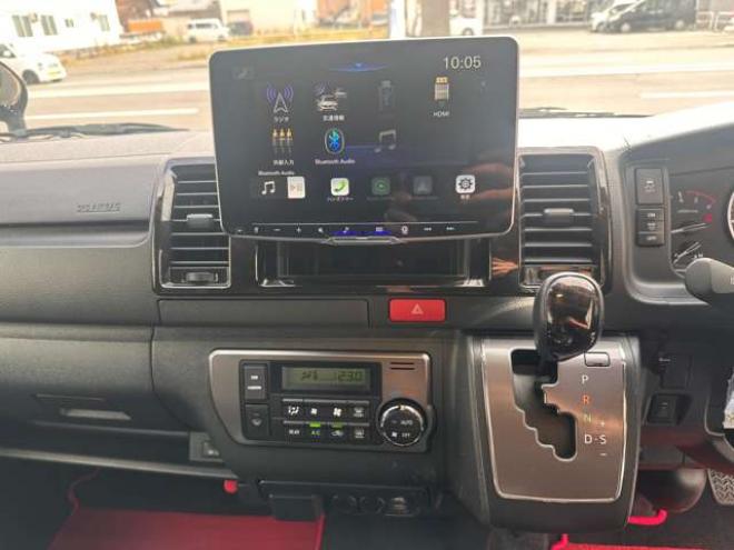 ハイエースバン2.8 スーパーGL ダークプライムII ロングボディ ディーゼルターボ 4WD　社外センターコンソール ステアリングスイッチ 車線逸脱防止 横滑り防止 両側PS オートハイビーム ETC 11インチDA Bカメラ デジタルインナーミラー ドライブレコーダーベッドキット リアヒーター&クーラー  DPF 2800
