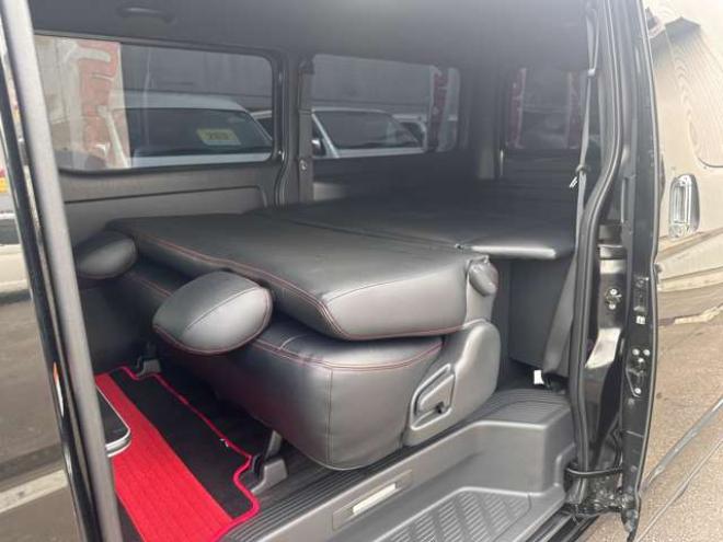 ハイエースバン2.8 スーパーGL ダークプライムII ロングボディ ディーゼルターボ 4WD　社外センターコンソール ステアリングスイッチ 車線逸脱防止 横滑り防止 両側PS オートハイビーム ETC 11インチDA Bカメラ デジタルインナーミラー ドライブレコーダーベッドキット リアヒーター&クーラー  DPF 2800