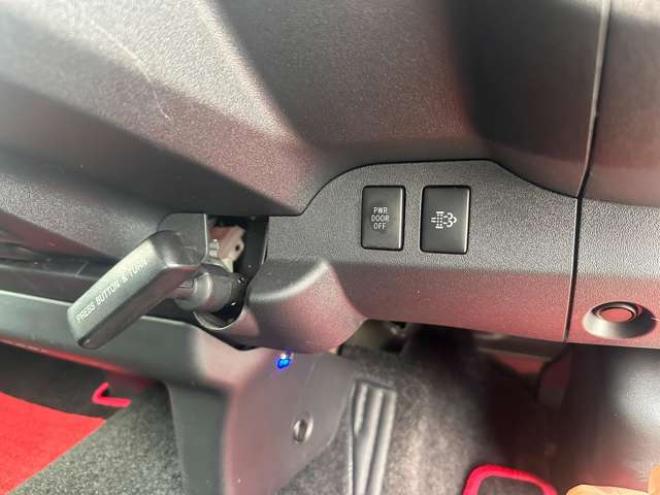 ハイエースバン2.8 スーパーGL ダークプライムII ロングボディ ディーゼルターボ 4WD　社外センターコンソール ステアリングスイッチ 車線逸脱防止 横滑り防止 両側PS オートハイビーム ETC 11インチDA Bカメラ デジタルインナーミラー ドライブレコーダーベッドキット リアヒーター&クーラー  DPF 2800
