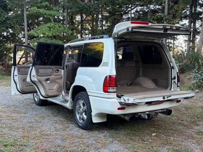 ランドクルーザー100 4.2 VXリミテッド Gセレクション ディーゼルターボ 4WD　エンジンスターター　前後ヒッチメンバー　サンルーフ 4200