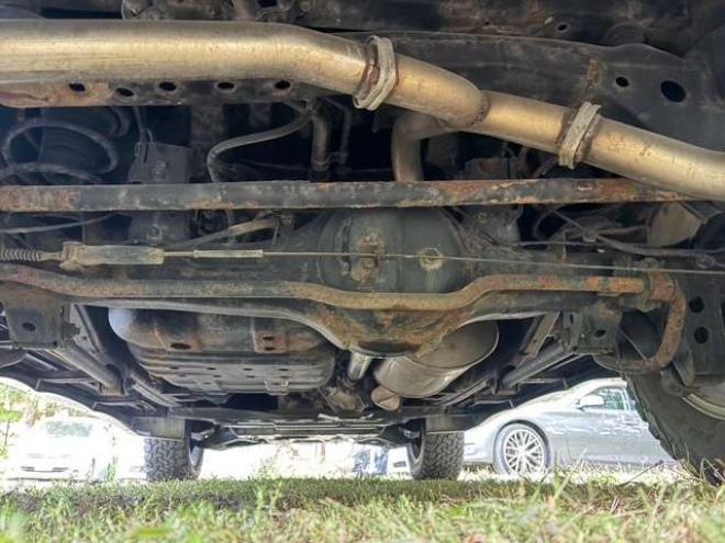 ランドクルーザー100 4.2 VXリミテッド Gセレクション ディーゼルターボ 4WD　エンジンスターター　前後ヒッチメンバー　サンルーフ 4200
