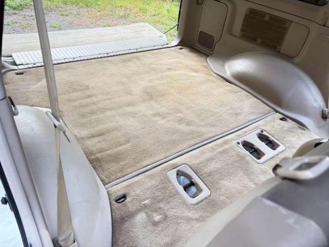 ランドクルーザー100 4.2 VXリミテッド Gセレクション ディーゼルターボ 4WD　エンジンスターター　前後ヒッチメンバー　サンルーフ 4200