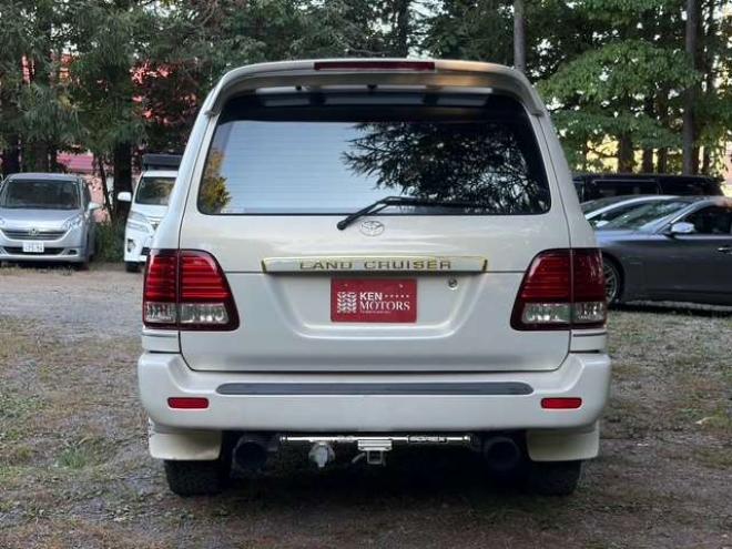 ランドクルーザー100 4.2 VXリミテッド Gセレクション ディーゼルターボ 4WD　エンジンスターター　前後ヒッチメンバー　サンルーフ 4200